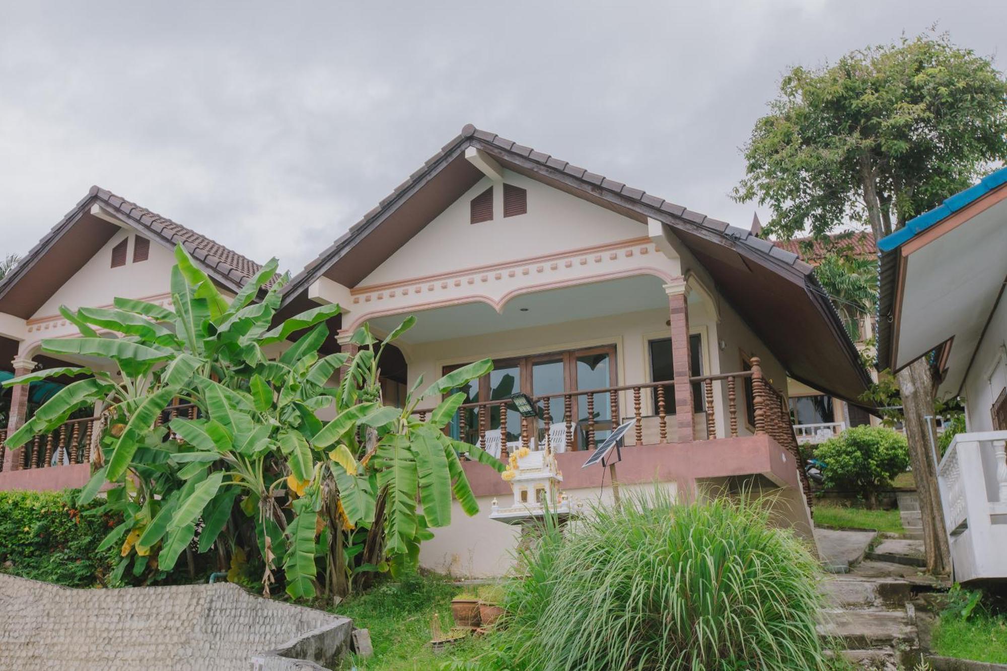 Kataonsea Bungalows Praia de Kata Exterior foto